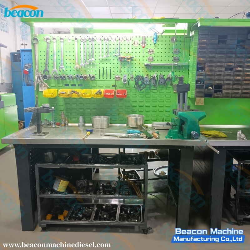 {BT-H Multifunctional Diesel Injector Pump Repair Service Work Table}